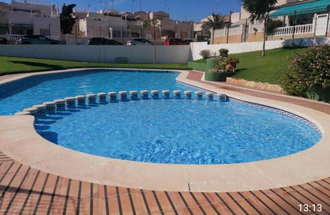 Apartament Casa Del Gato Rojo , Communal Swimming Pool , Terrace With Barbecue Торевьиа Экстерьер фото